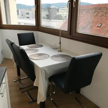 Apartment Mit Ausblick *